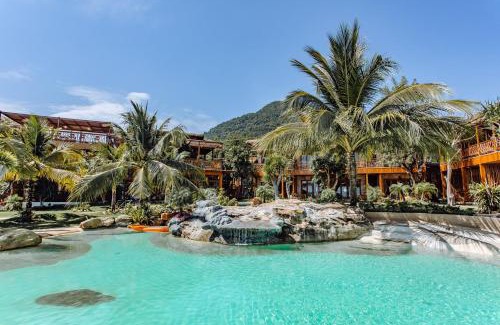 Ham Ninh Resort | Rocks Beach Boutique