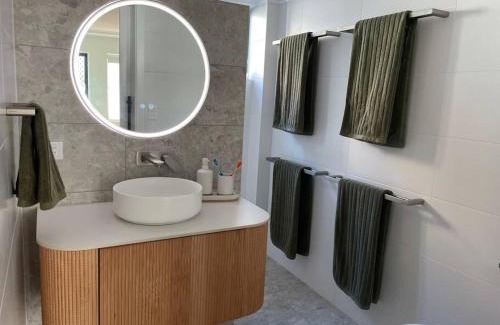 South West Rocks Apartment | 'Rocks Retreat' - Dunbar Court Unit 2 - Renovated & Centrally Located