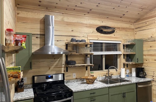 Carbon County Cabin | Rocky Gap Cabin North Platte Miracle Mile, Fremont Canyon, Grey Reef, Alcova WY