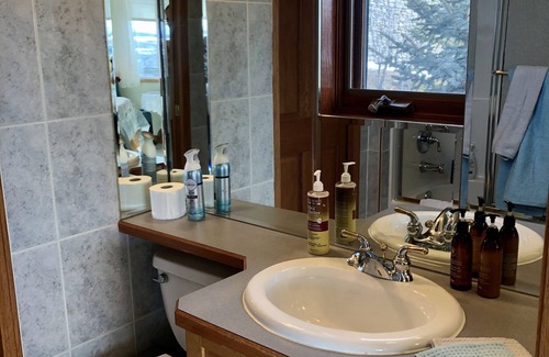 Cochrane Bed & Breakfast | Rocky Mountain View B&B