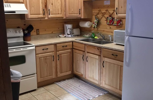 Lake City Cabin | Rocky Top Log Cabin with Views! - Now Open Year Round! - Cabin 3
