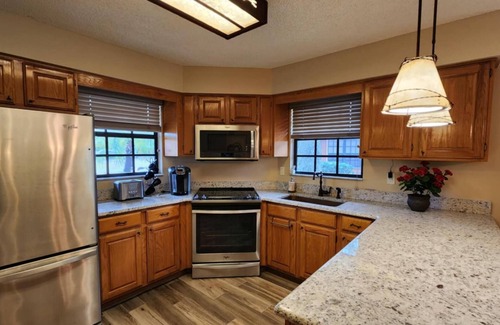 River Ranch Cottage | Rodeo, Waterpark and Horses: Westgate River Ranch!