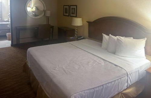 Abilene Hotel | Rodeway Inn Abilene West