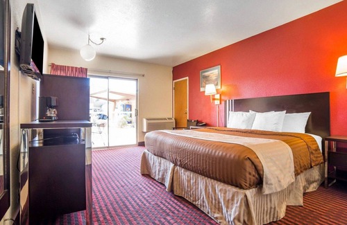 Page Hotel | Rodeway Inn at Lake Powell