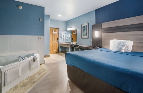 Original Town Hotel | Rodeway Inn Carrollton I-35E