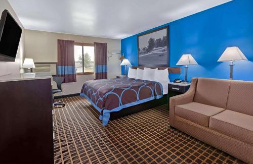 Elkhart Hotel | Rodeway Inn Elkhart