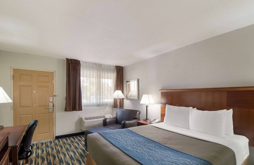 Fort Morgan Hotel | Rodeway Inn Fort Morgan