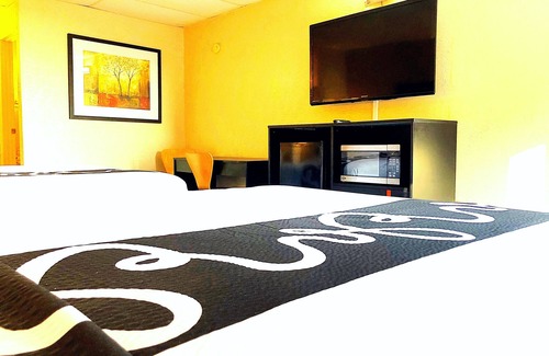 Gadsden Hotel | Rodeway Inn Gadsden 1-59 exit 183