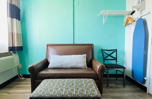 Security Acres Hotel | Rodeway Inn Old Town Scottsdale