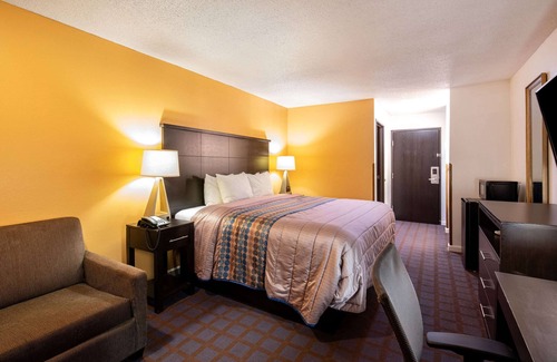 Red Oak Hotel | Rodeway Inn Red Oak