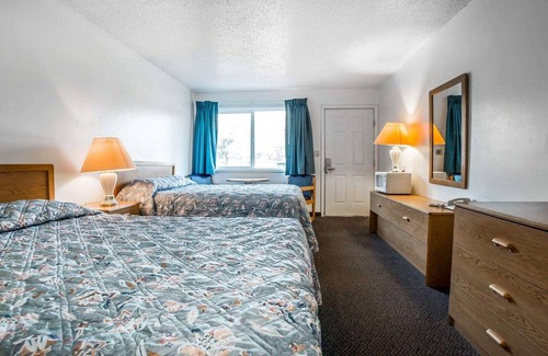 Arlington Hotel | Rodeway Inn