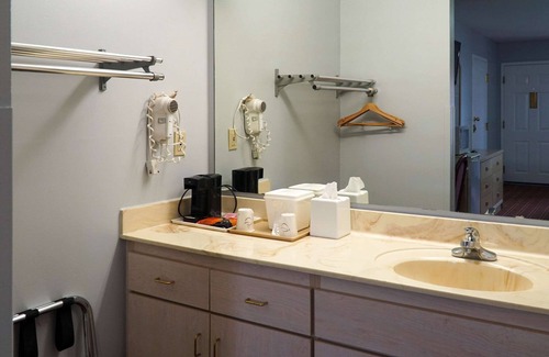 Beebe Hotel | Rodeway Inn