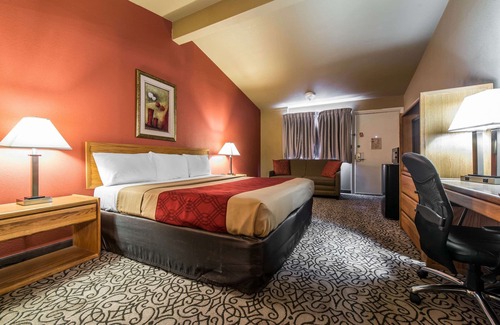 Brush Hotel | Rodeway Inn