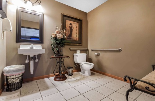 Holdrege Hotel | Rodeway Inn