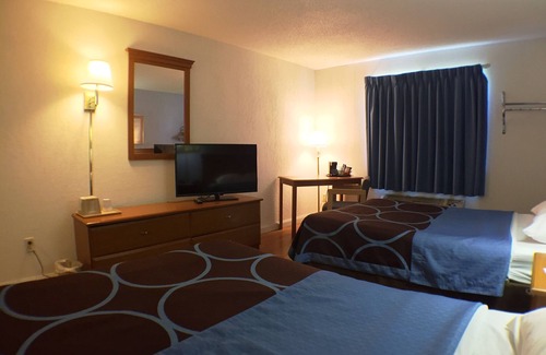 Webster Crossing Hotel | Rodeway Inn