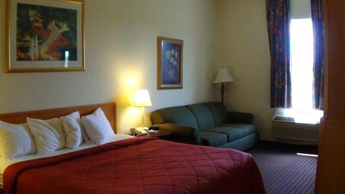 Wesley Chapel Hotel | Rodeway Inn