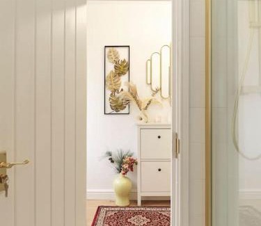 Maidstone Apartment | Rofennie Suite -Luxury ensuite room!