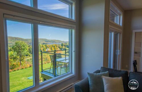 Saint-Jean-de-Matha Apartment | Rois de la Montagne - Condo vue sur golf