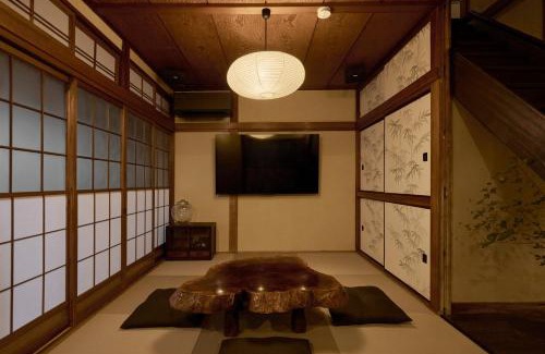Kamata Apartment | Rojiura