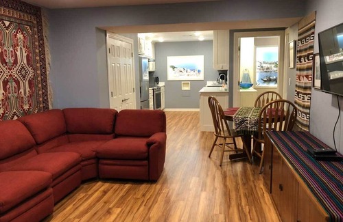 Fayetteville Apartment | Rollerbag Ready - Fully Furnished Studio for Longer Term Rental, Utilities paid