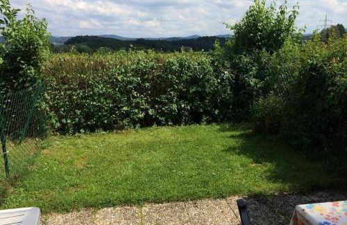 Zandt Apartment | Rolligerechtes Appartement mit Terrasse und Garten