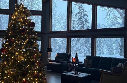 Drumheller Bed & Breakfast | Rolling Hills Country Resort Bed and Breakfast