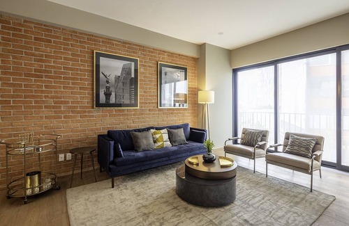 Colonia Roma Apartment | Roma Cool Apt. 3BR/3BA, resort style POOL & GYM