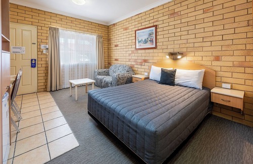 Roma Hotel | Roma Mid Town Motor Inn
