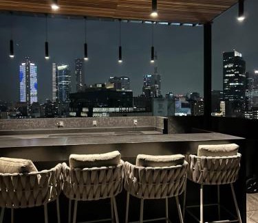 Roma Norte Apartment | Roma Norte, pool, gym, rooftop, coworking, balcony & parking