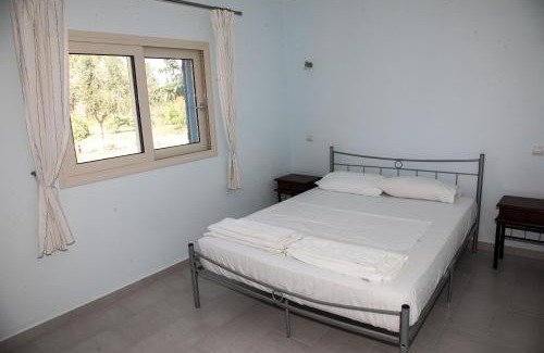 Kefalonia Apartment | Romanos Xi