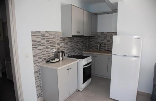 Kefalonia Apartment | Romanos Xi