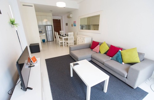 Golden Triangle Apartment | Romantic getaway sweet suite in towndown KLCC#5