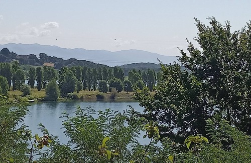Cavallina Villa | Romantic 2 bedroom Tuscan lake view villa with an Jacuzzi- 20 min.from Florence!