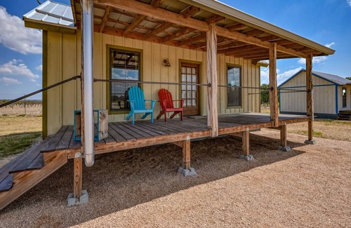 Fredericksburg Cabin | Romantic Country Cabin in the Texas Hill Country