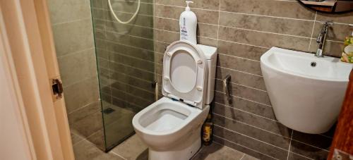 Batu Lintang Apartment | Romantic Deluxe VI Kozi Square