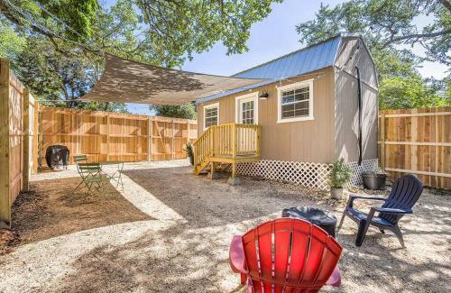 Hays County House | Romantic Driftwood Tiny Casita w Country Views