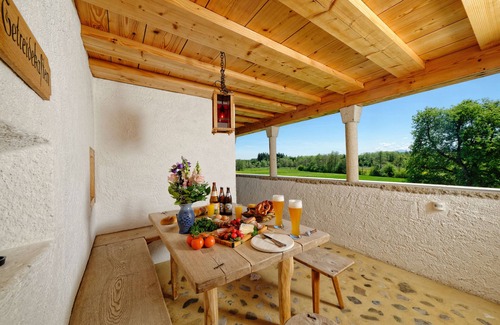 Eggstatt Apartment | Romantic farm on Lake Chiemsee with exclusive holiday apartments