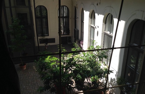 Inner City Budapest Apartment | Romantic Hideaway in Center of Budapest, walking distance to most major sites