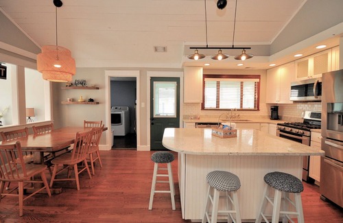 Ozark Cottage | Romantic Historic Cottage in the Ozarks!