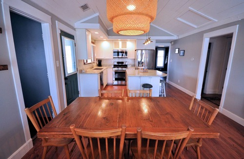 Ozark Cottage | Romantic Historic Cottage in the Ozarks!