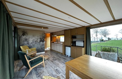 Municipality of Rijssen-Holten House | Romantic holiday home in Overijssel with garden