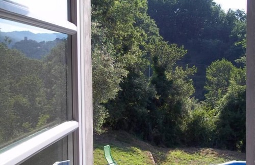 San Quirico House | Romantic house with swimming pool, wi-fi, walled garden in the green