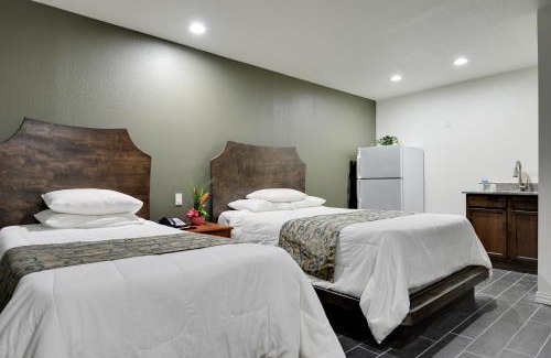 Dallas Hotel | Romantic Inn & Suites
