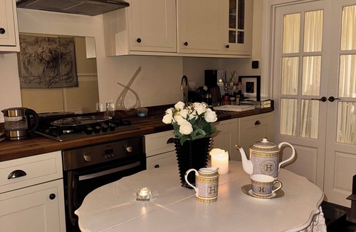 Pimlico Apartment | Romantic London Flat with Parisian Flair in Pimlico