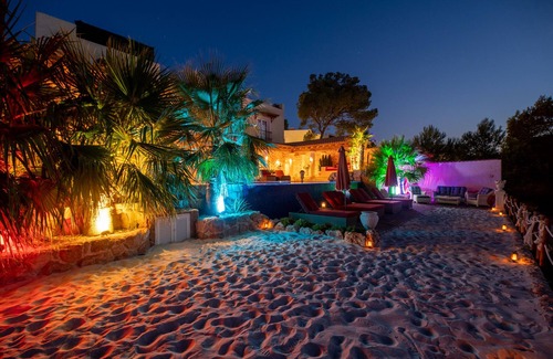 Santa Eulalia del Rio Villa | Romantic luxury villa close to Ibiza town with stunning view to sunset