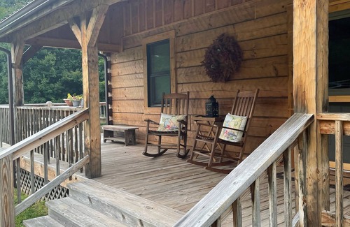 Dryfork Cabin | Romantic "Morning Glory” for 2 has a tranquil setting across from a horse farm!