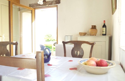 Parranquet House | Romantic old tower near Villereal - Dordogne borders - perfect hideaway