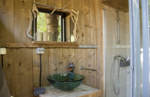 Caldas da Rainha Cabin | Romantic safaritent overlooking zen garden.