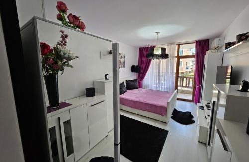 Ravda Apartment | Romantic Sensual Retreat Studio by Flat Mаnager