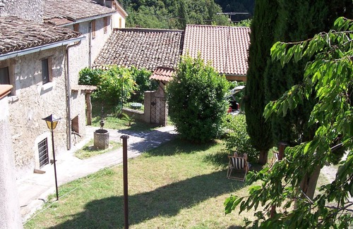 Arrone House | Romantic single house in the country with garden and complete equipment
